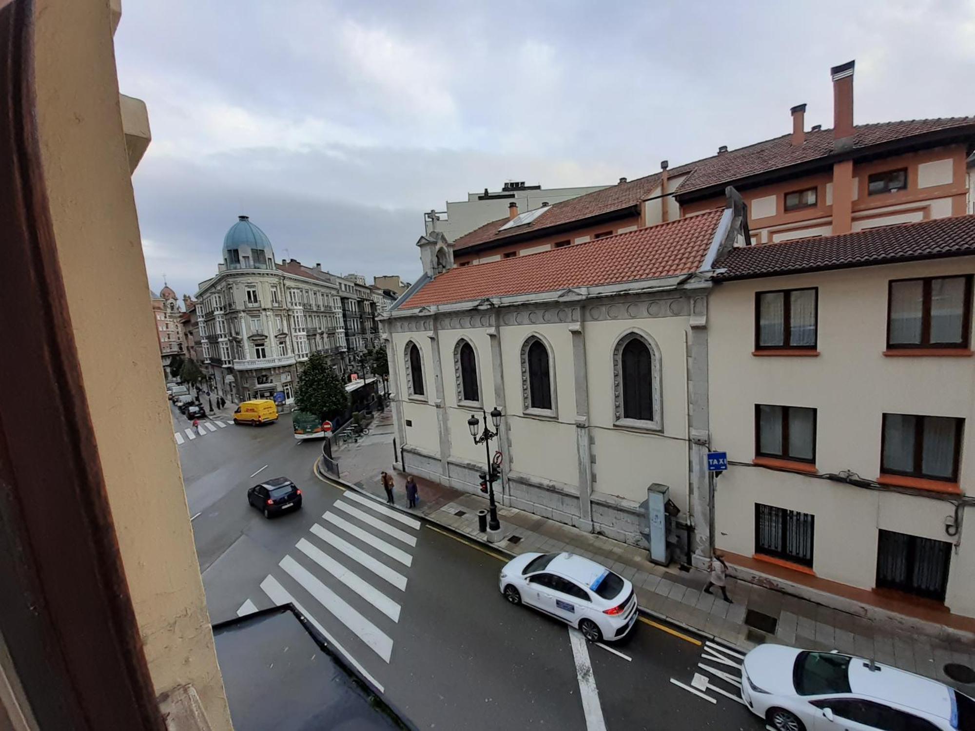 Uria 25 Bed & Breakfast Oviedo