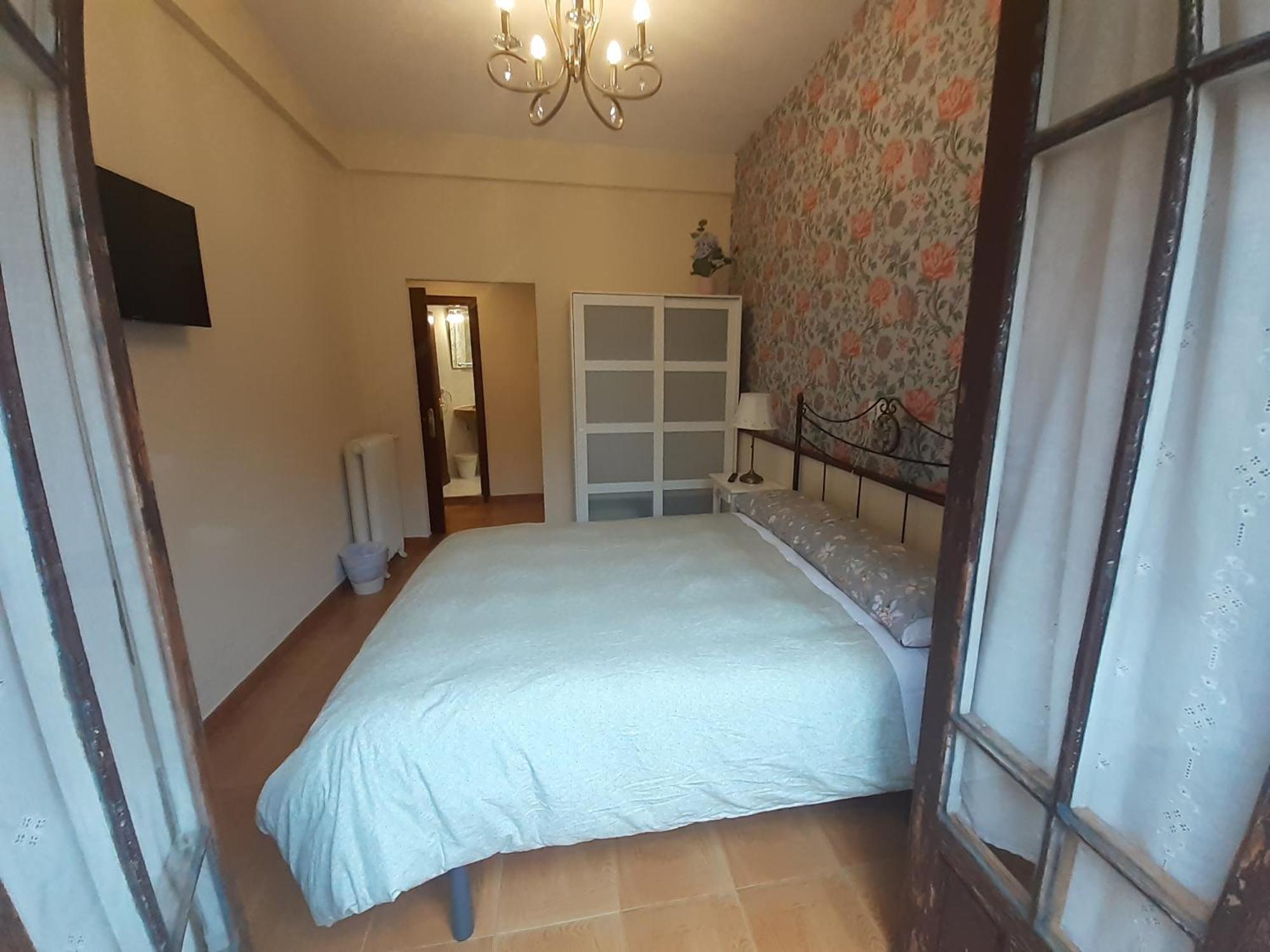 Uria 25 Bed & Breakfast Oviedo
