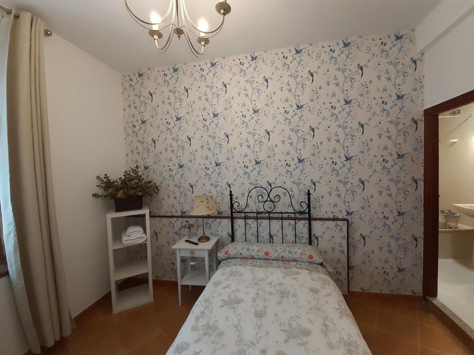 Uria 25 Bed & Breakfast Oviedo